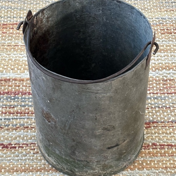 Vintage Metal Bucket - Picture 2 of 4